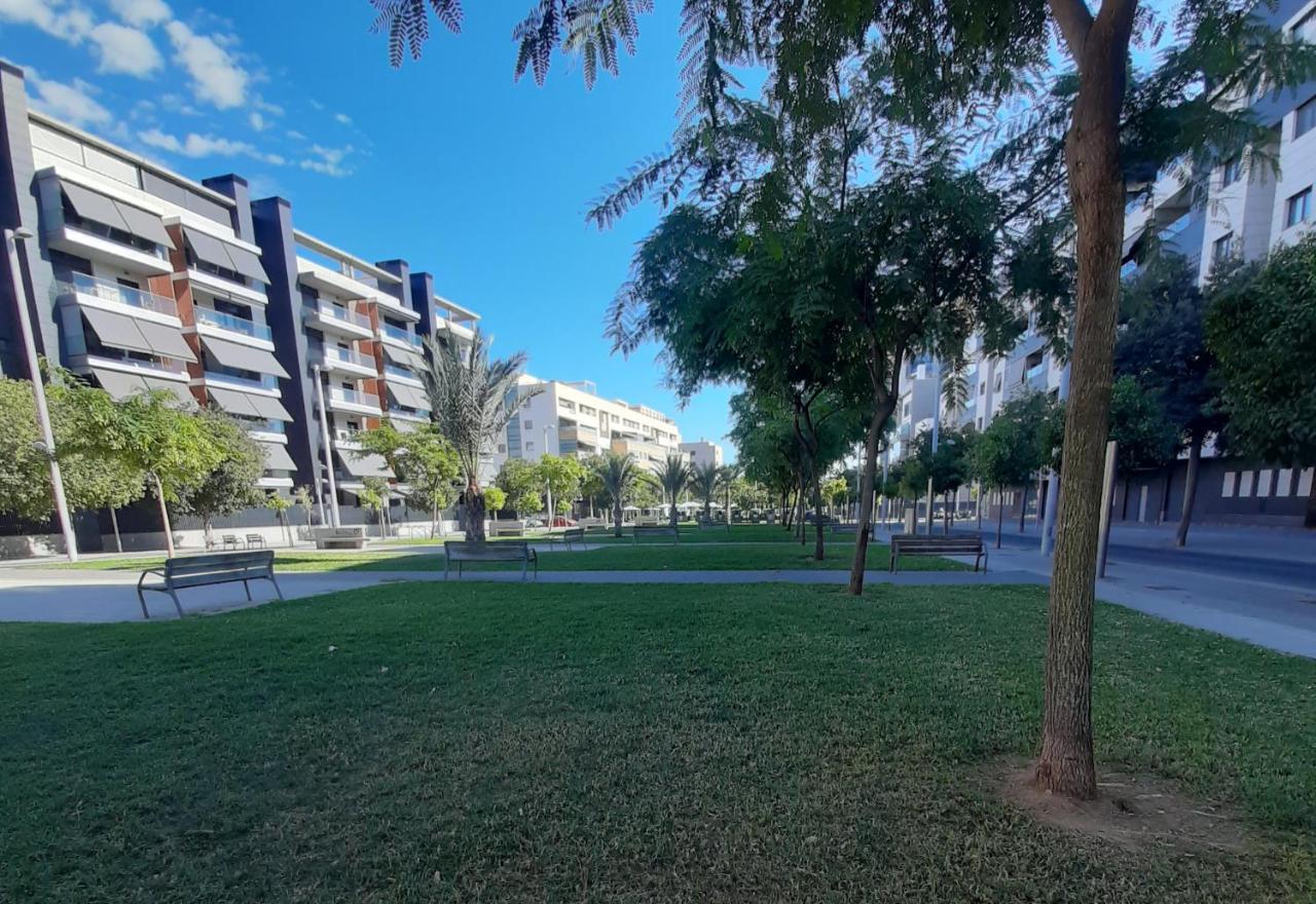 Piso Centrico Con Piscina,Parking Y Jacuzzi Leilighet Córdoba Eksteriør bilde